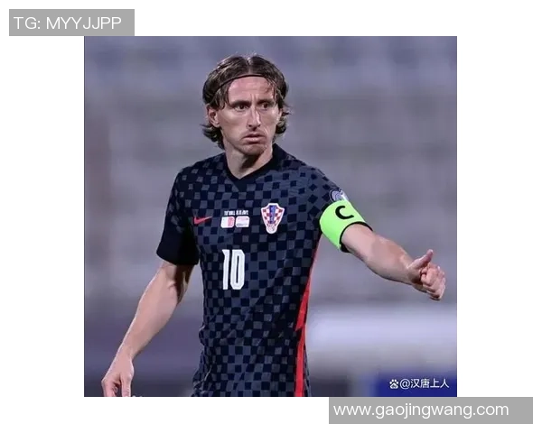 全球足球巨星崛起各国足球英雄风采及影响力分析